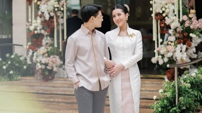 Momen Pertunangan Teuku Rassya & Cleantha Islan, Romantis dan Penuh Makna